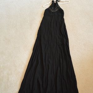 Vestique Maxi Halter Dress